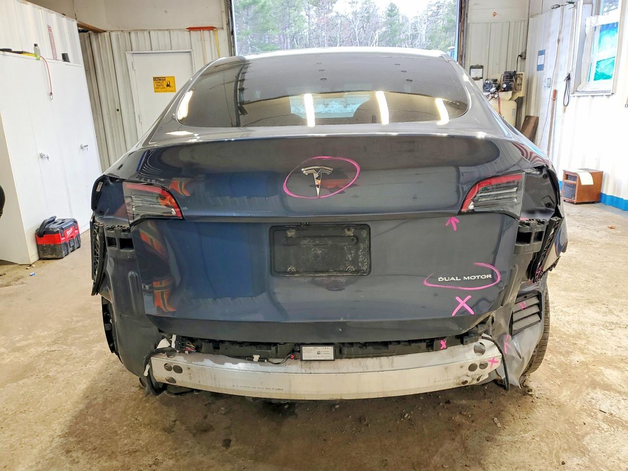 2022 Tesla Model Y - Фото 6
