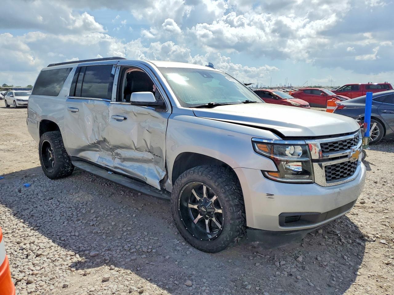 2020 Chevrolet Suburban K1500 Lt - Фото 4