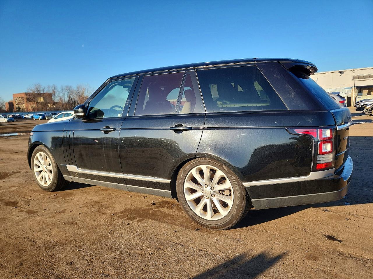 2014 Land Rover Range Rover Hse - Image 2
