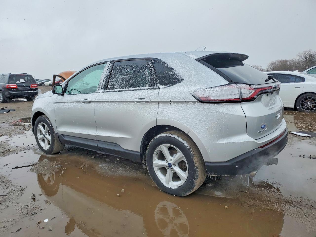 2018 Ford Edge Se - Image 2