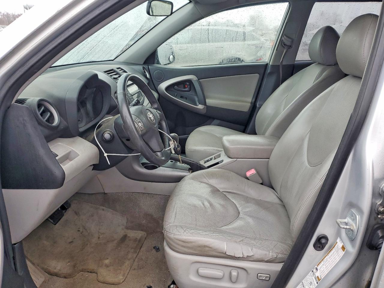 2008 Toyota Rav4 Limited - Image 7