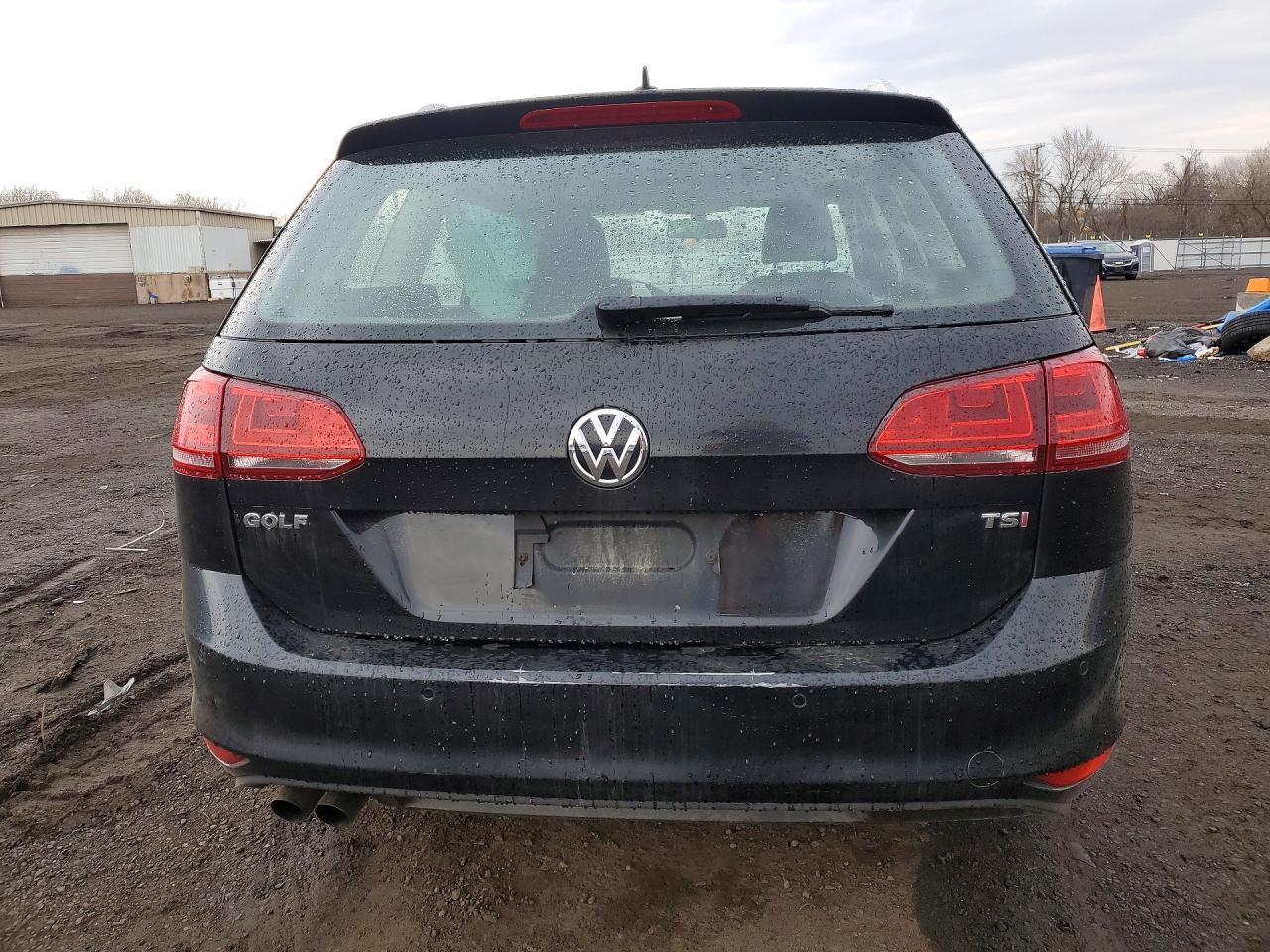 2015 Volkswagen Golf Sportwagen S - Image 6