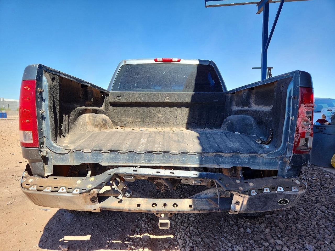 2007 GMC Sierra - Image 6