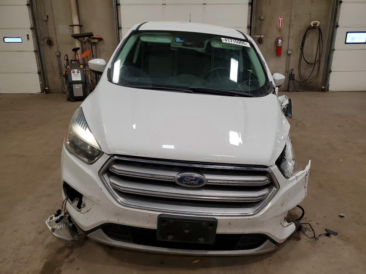 2017 Ford Escape Se - Фото 5