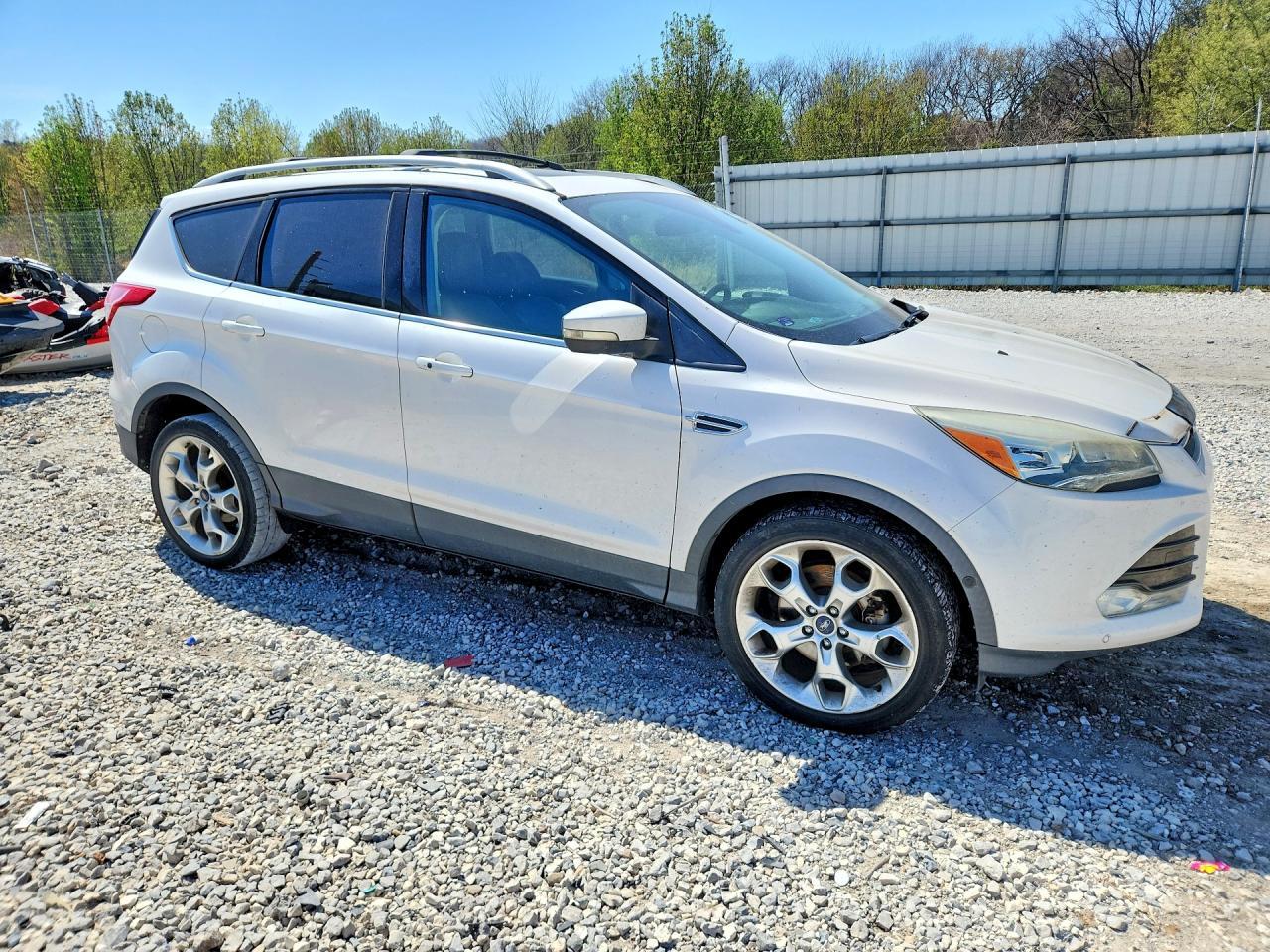 2016 Ford Escape Titanium - Фото 4