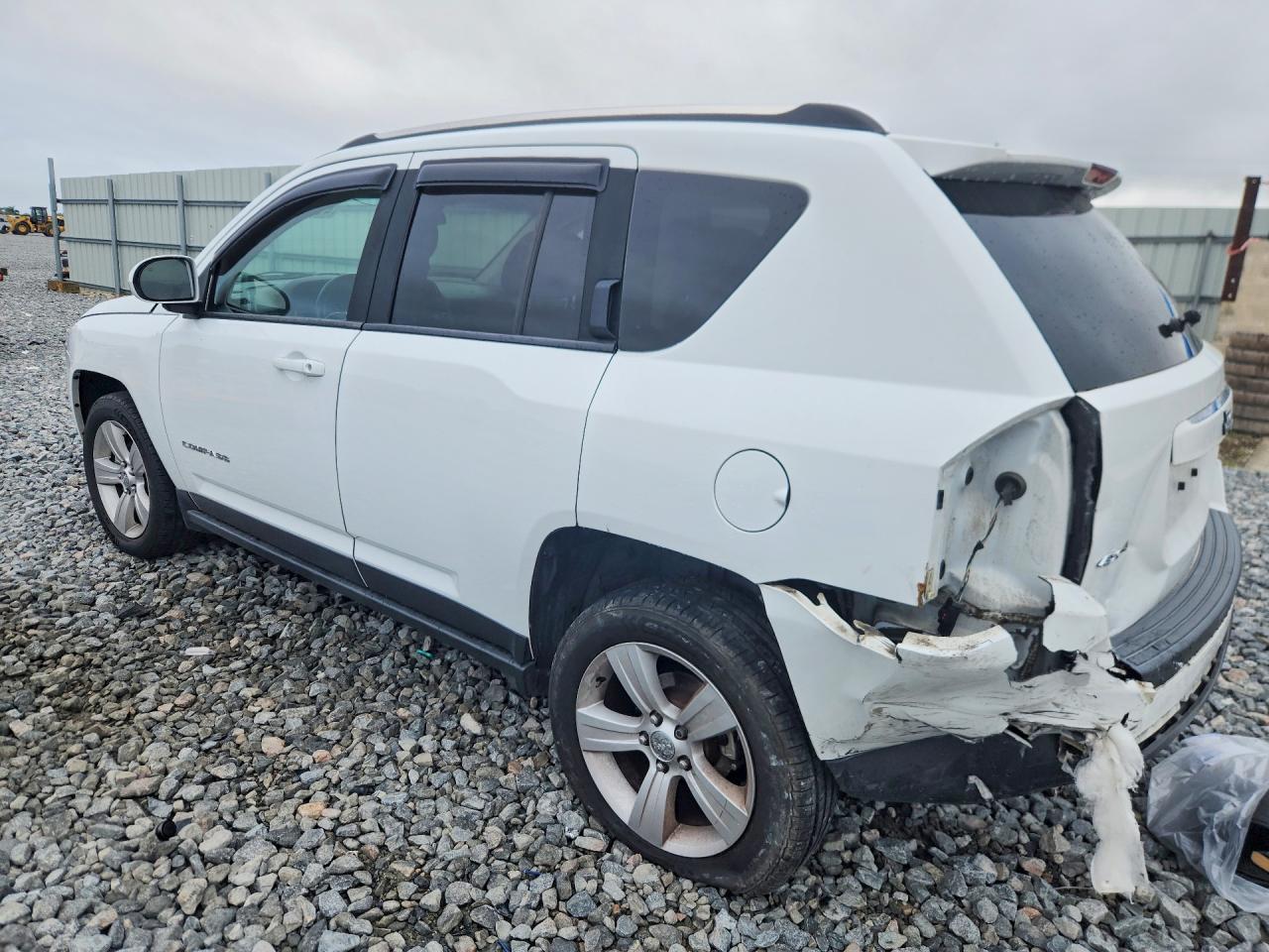 2014 Jeep Compass Latitude - Фото 2