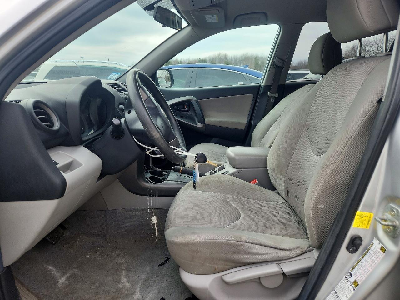 2011 Toyota Rav4 Base - Фото 7