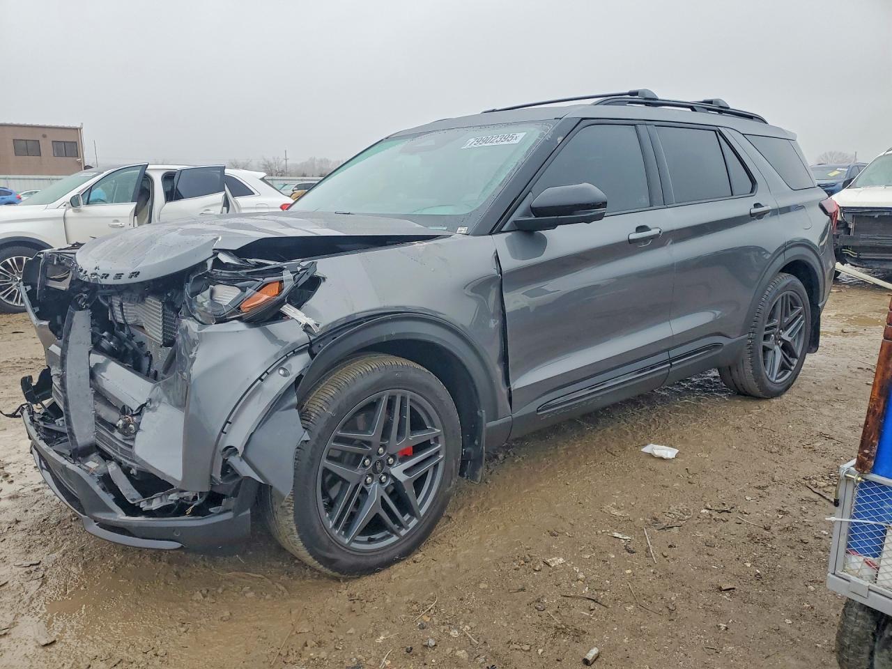 2025 Ford Explorer St