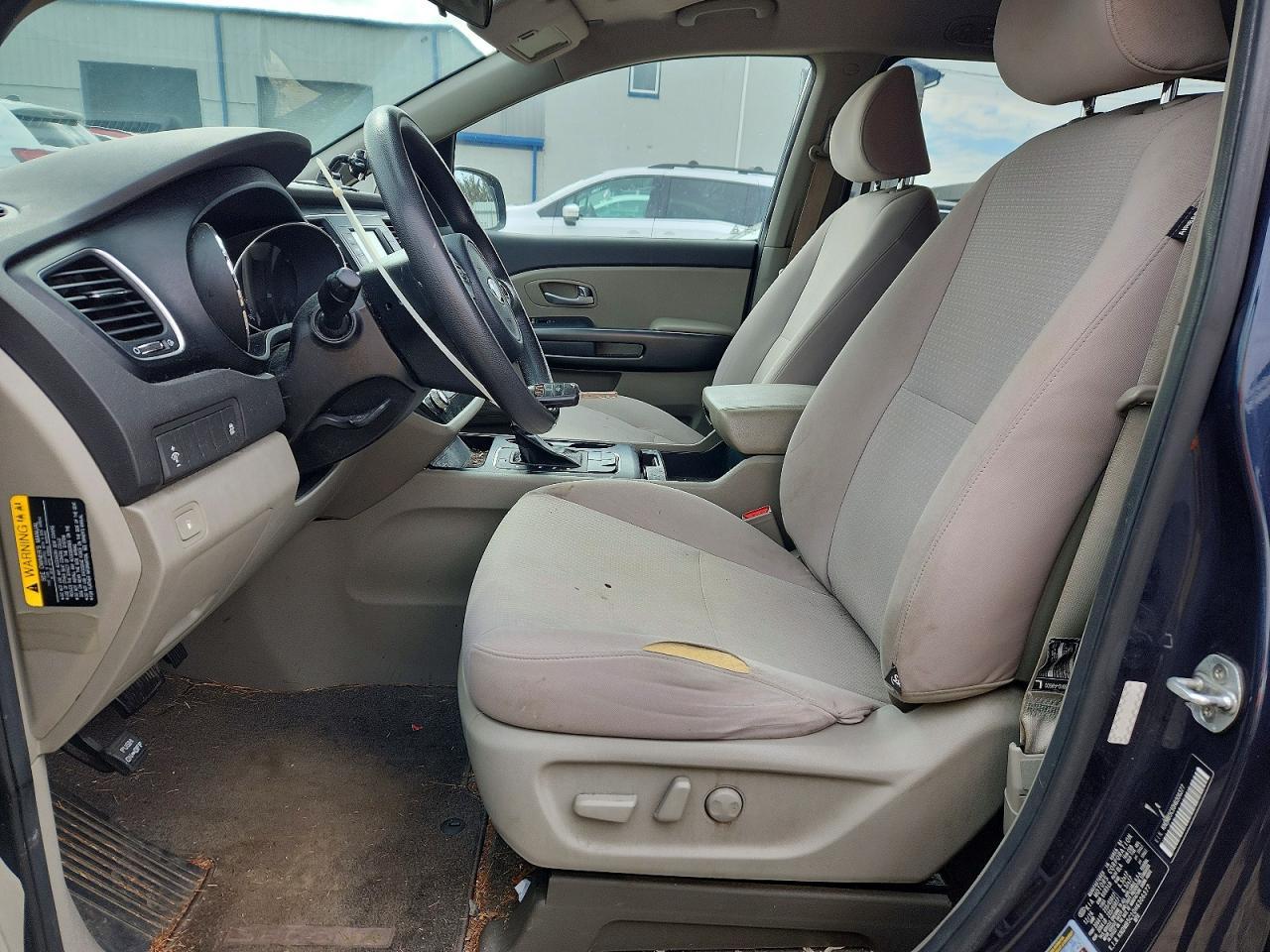 2017 Kia Sedona Lx - Фото 7