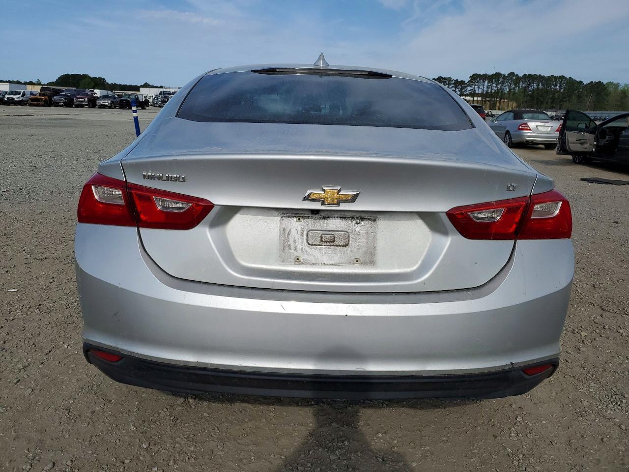 2018 Chevrolet Malibu Lt - Image 6