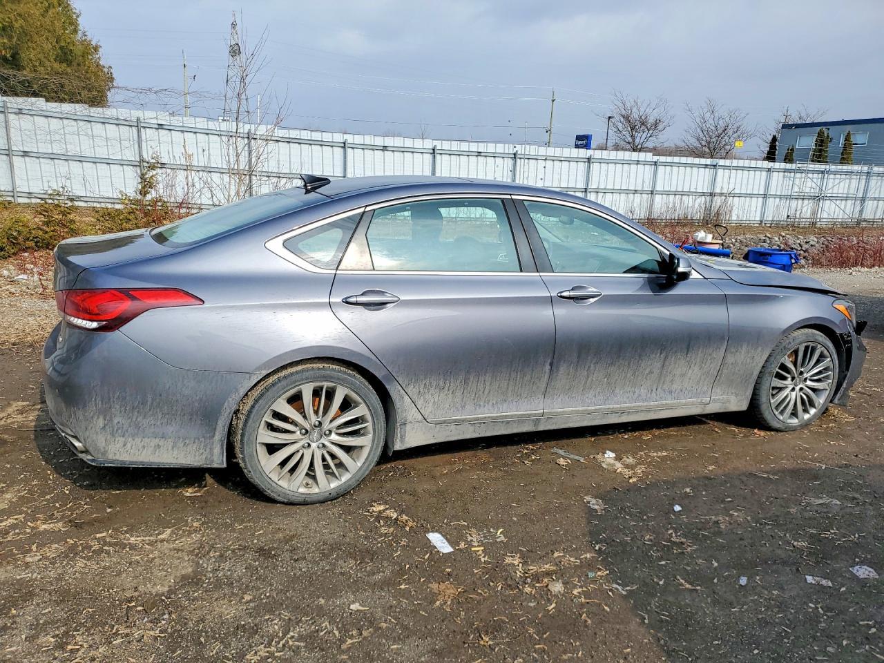 2015 Hyundai Genesis V8 4Dr - Фото 3