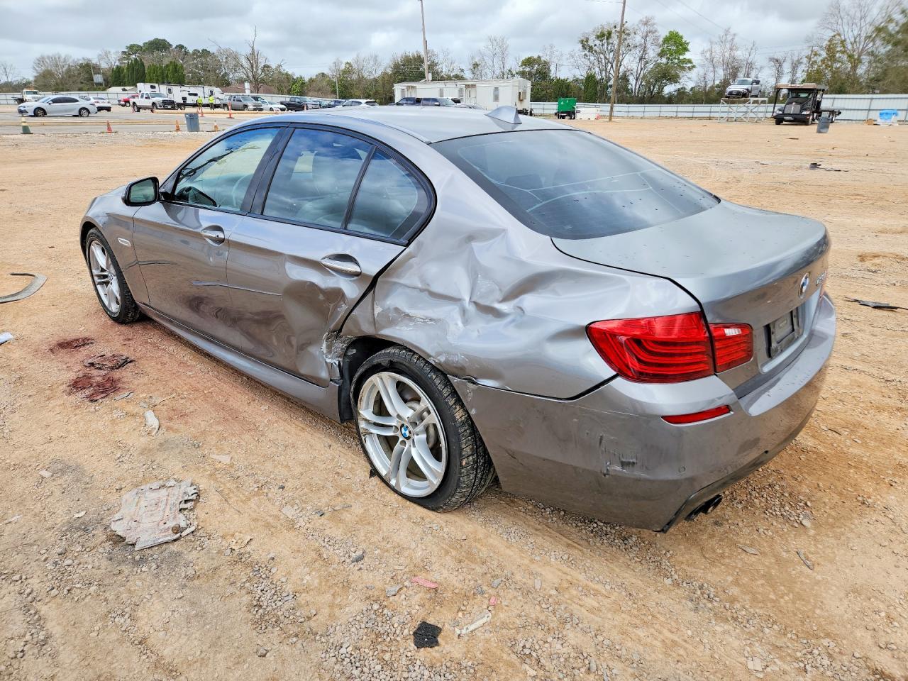 2014 BMW 528 I - Фото 2