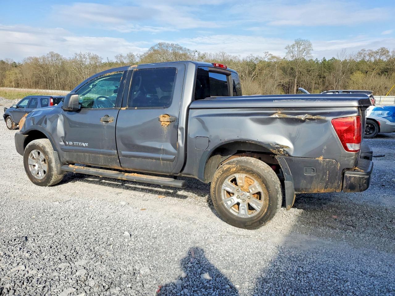 2013 Nissan Titan Sv - Image 2