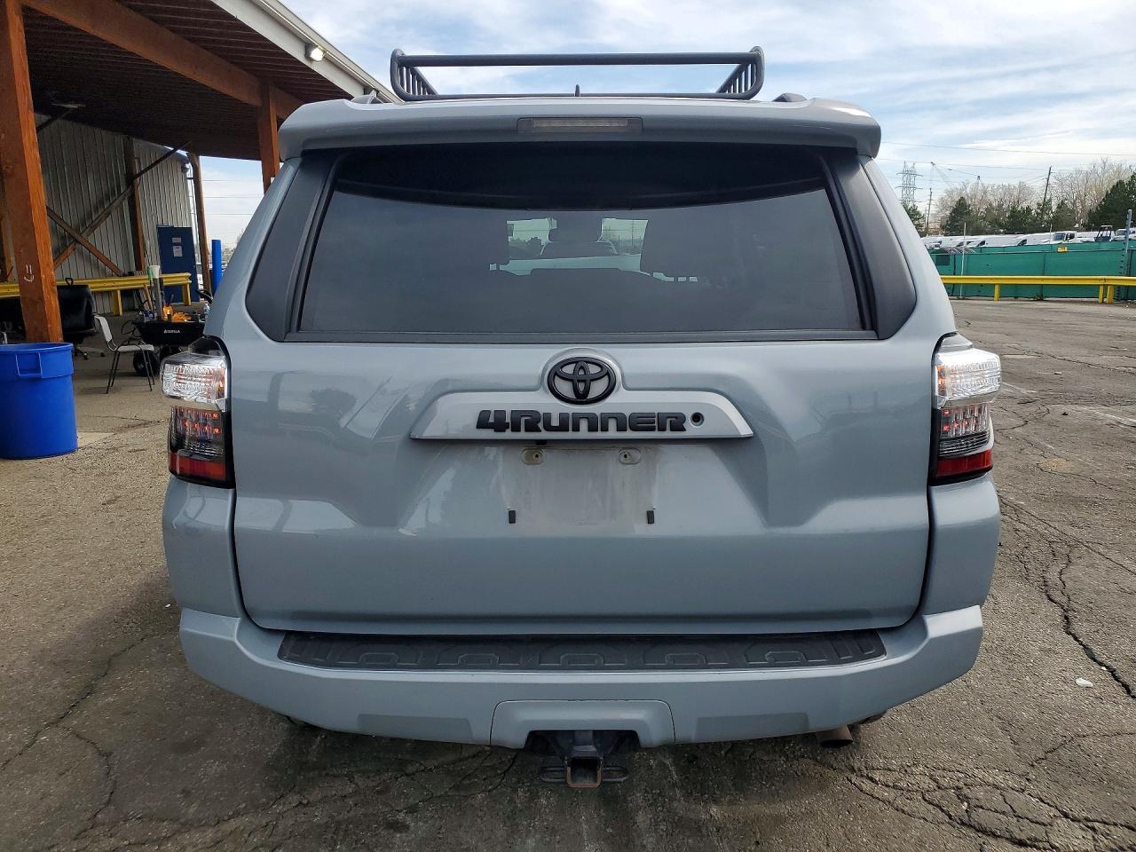 2021 Toyota 4Runner Trail Edition - Фото 6