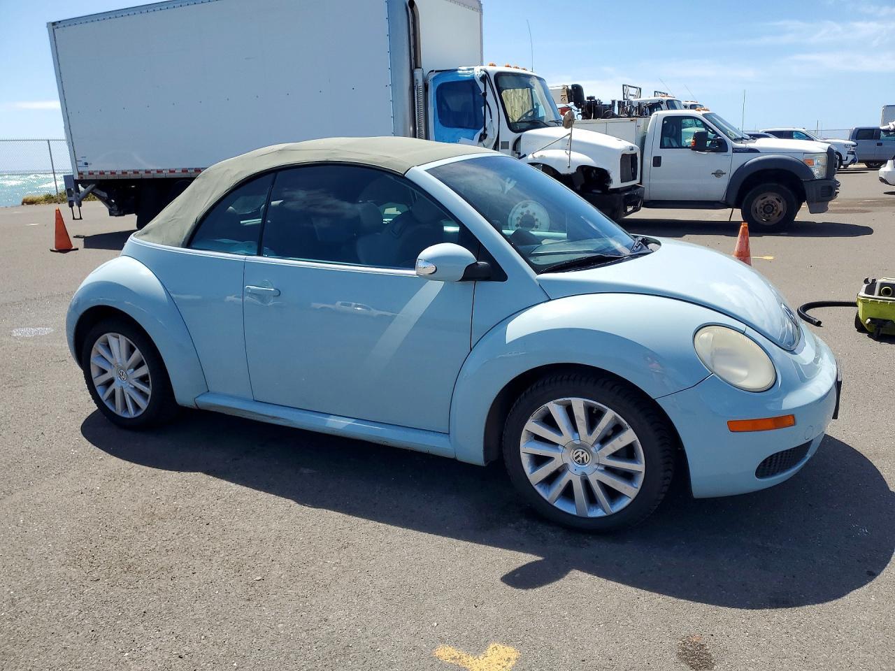 2006 Volkswagen New Beetle Convertible - Image 4