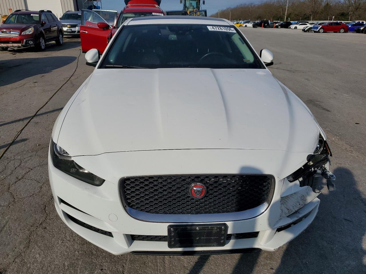 2017 Jaguar Xe - Image 5