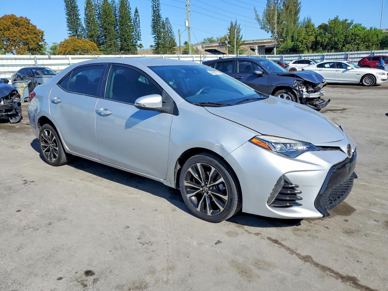 2018 Toyota Corolla Se - Фото 4