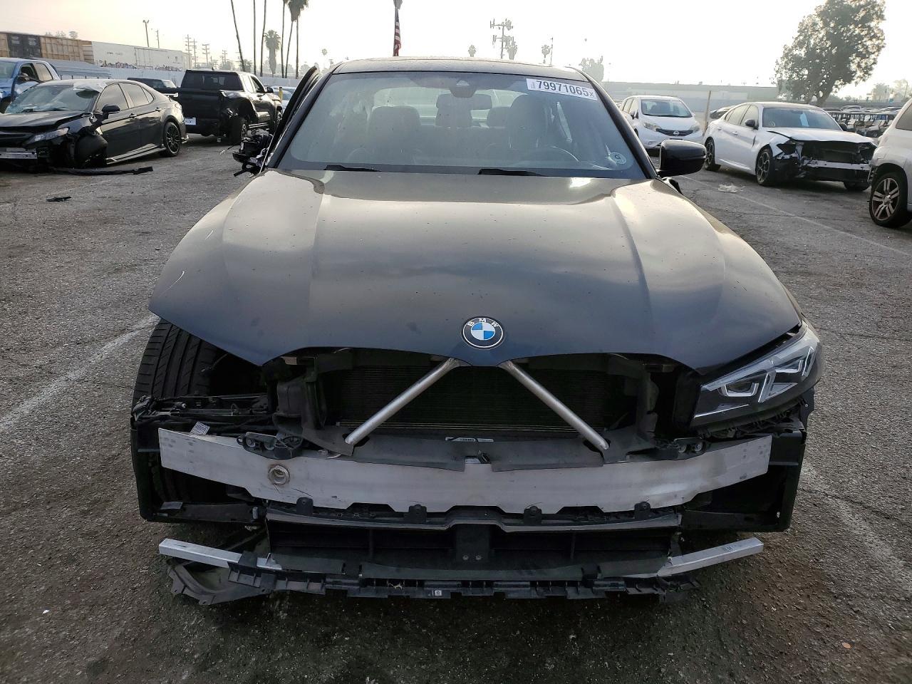 2024 BMW 330I - Image 5