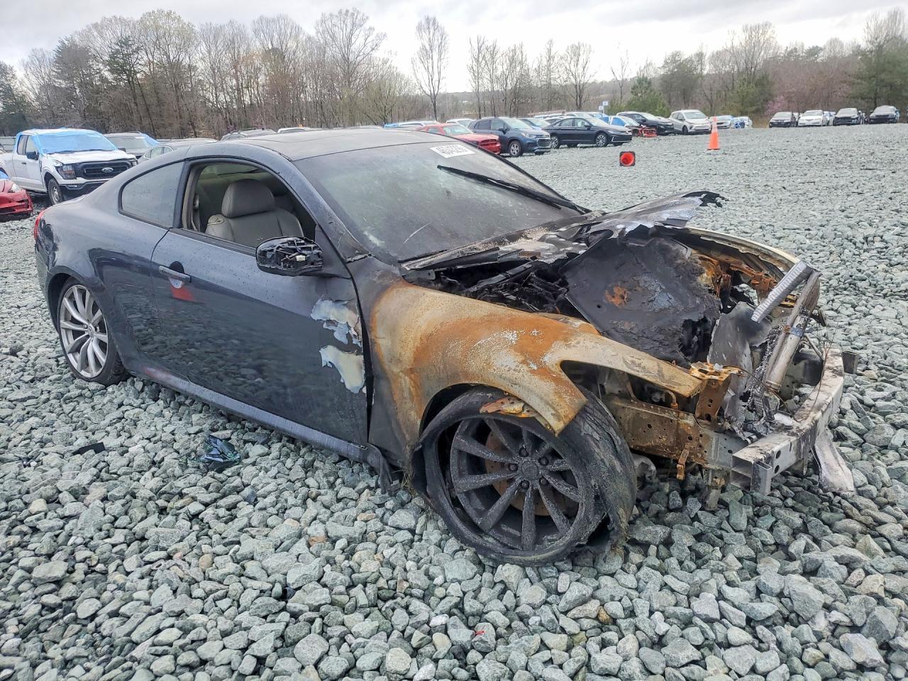 2009 Infiniti G37 Coupe Base - Image 4