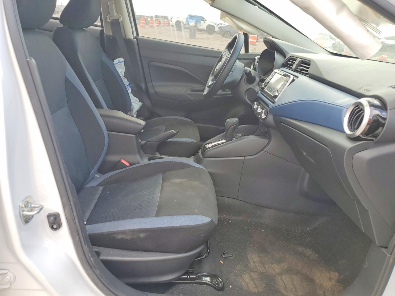 2025 Nissan Versa Sv - Фото 7