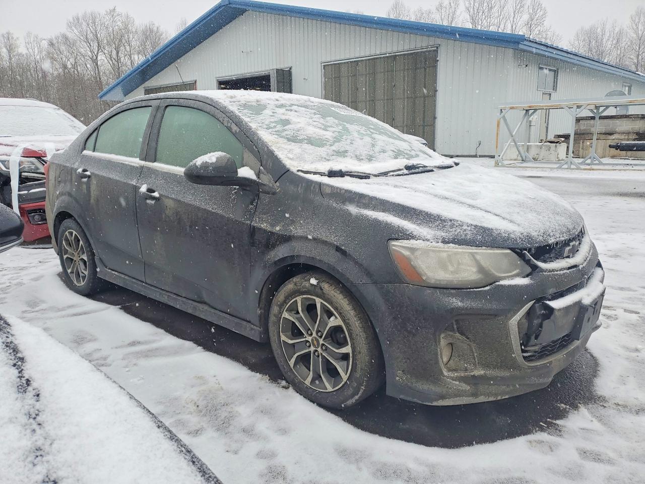 2017 Chevrolet Sonic Lt - Фото 4