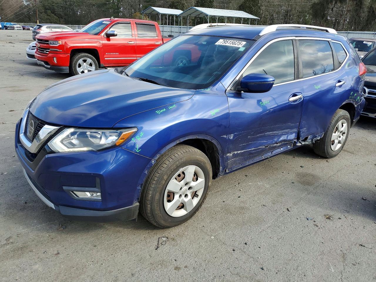 2017 Nissan Rogue Sv