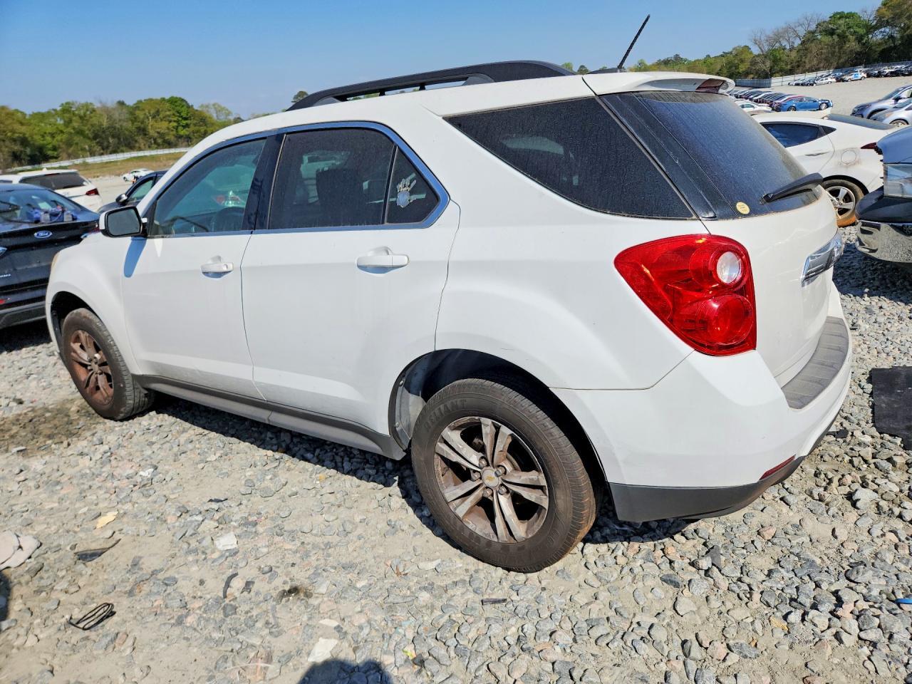2015 Chevrolet Equinox Lt - Image 2
