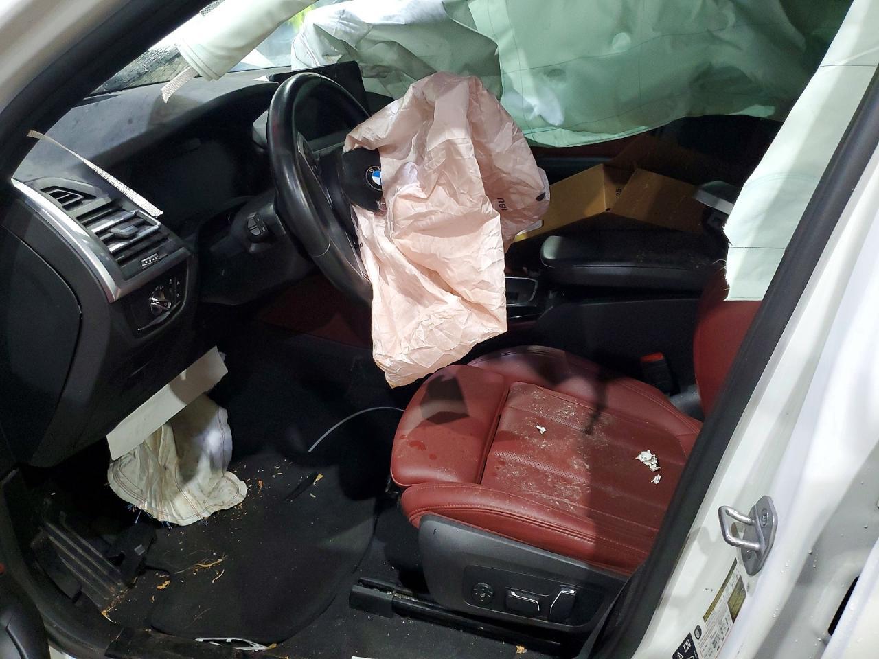 2024 BMW X4 xDrive30I - Image 7