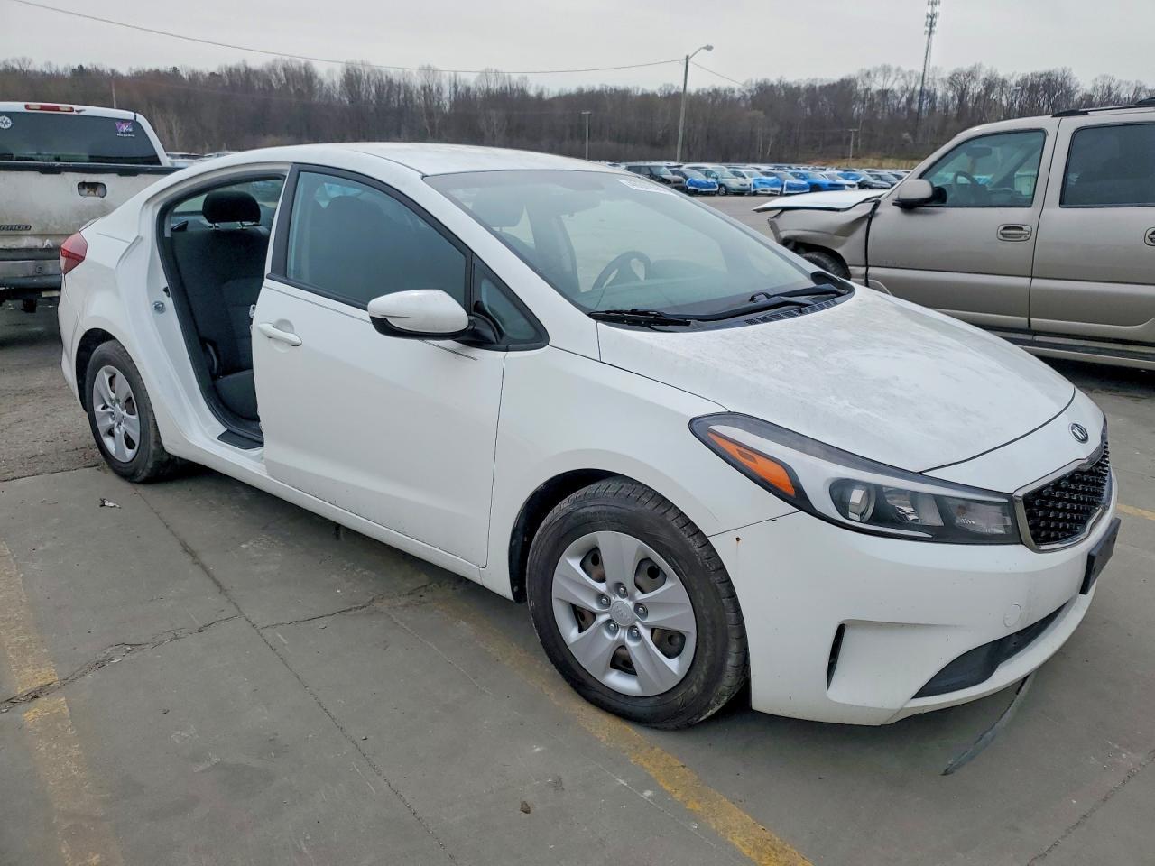 2017 Kia Forte Lx - Фото 4
