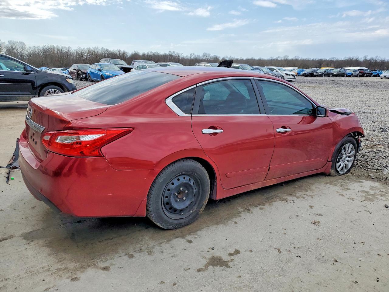 2016 Nissan Altima 2.5 S - Фото 3