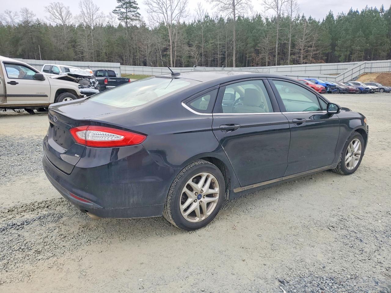 2016 Ford Fusion Se - Фото 3