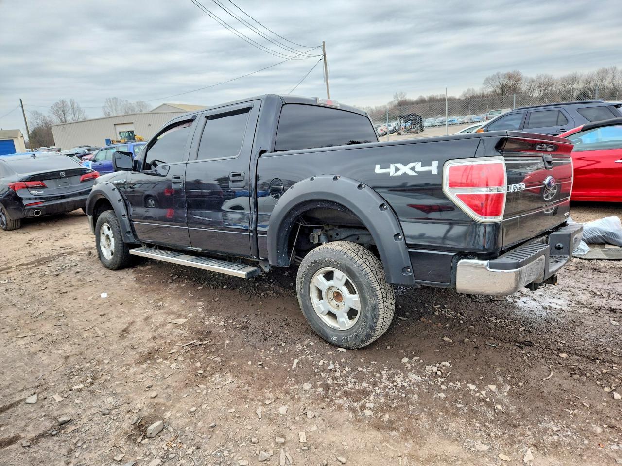 2013 Ford F150 Supercrew - Фото 2