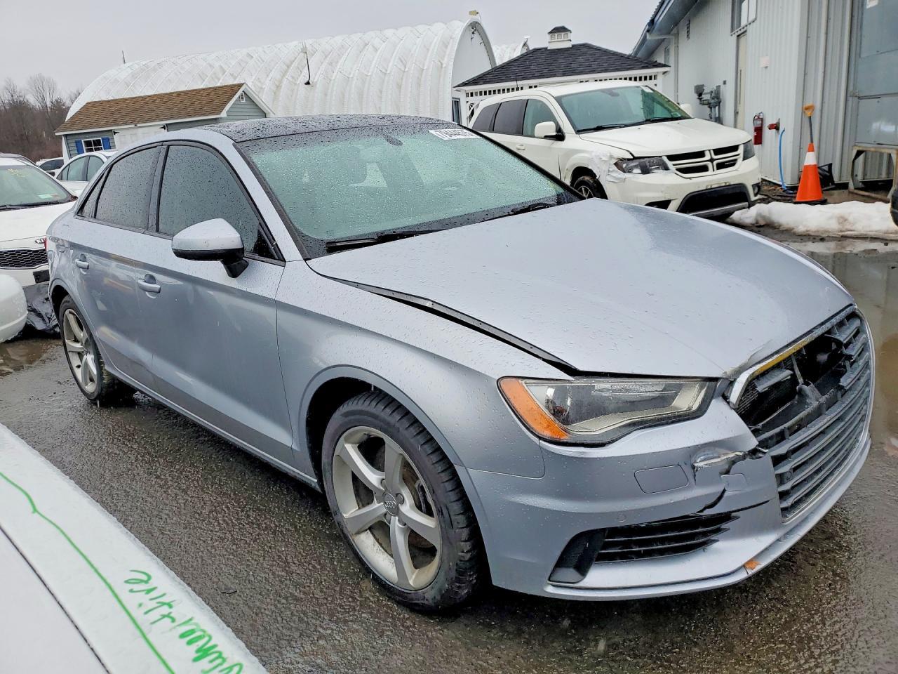 2015 Audi A3 Premium - Image 4