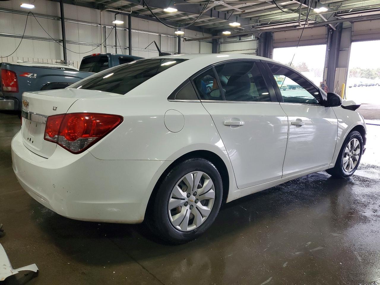 2011 Chevrolet Cruze Lt - Фото 3