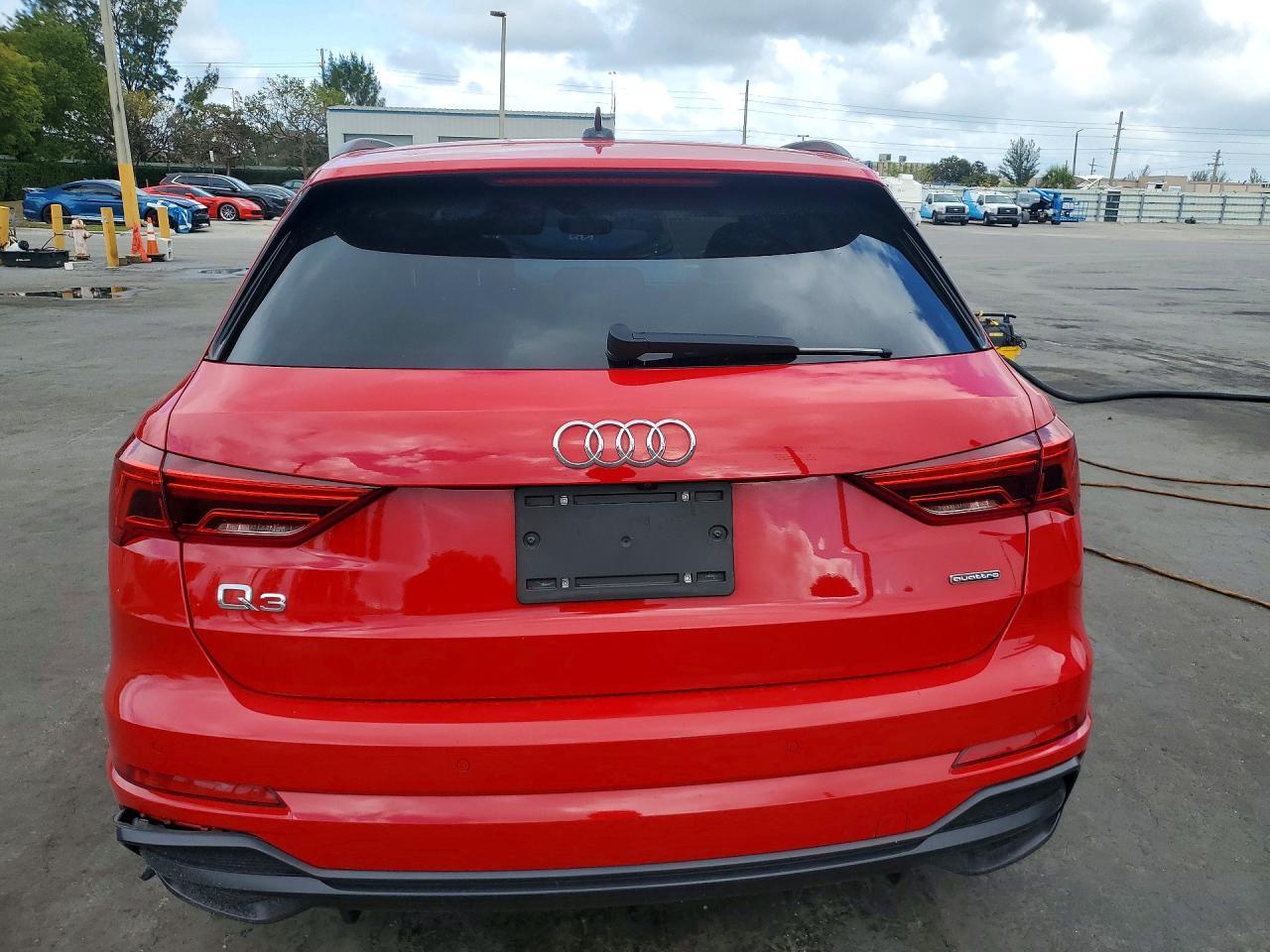 2021 Audi Q3 Premium S Line 45 - Фото 6