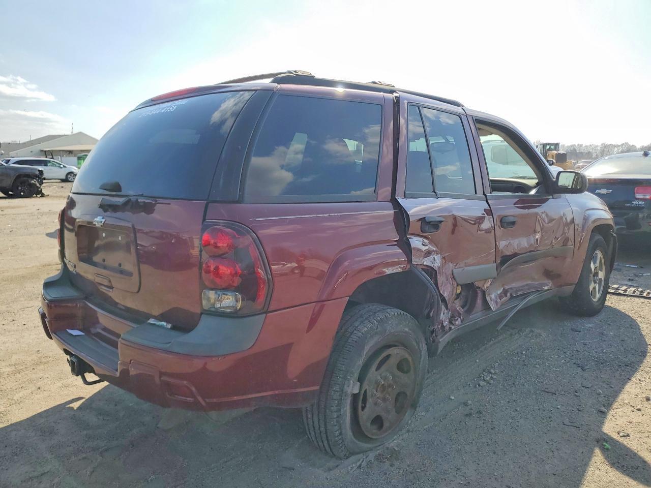 2005 Chevrolet Trailblazer Ls - Image 3