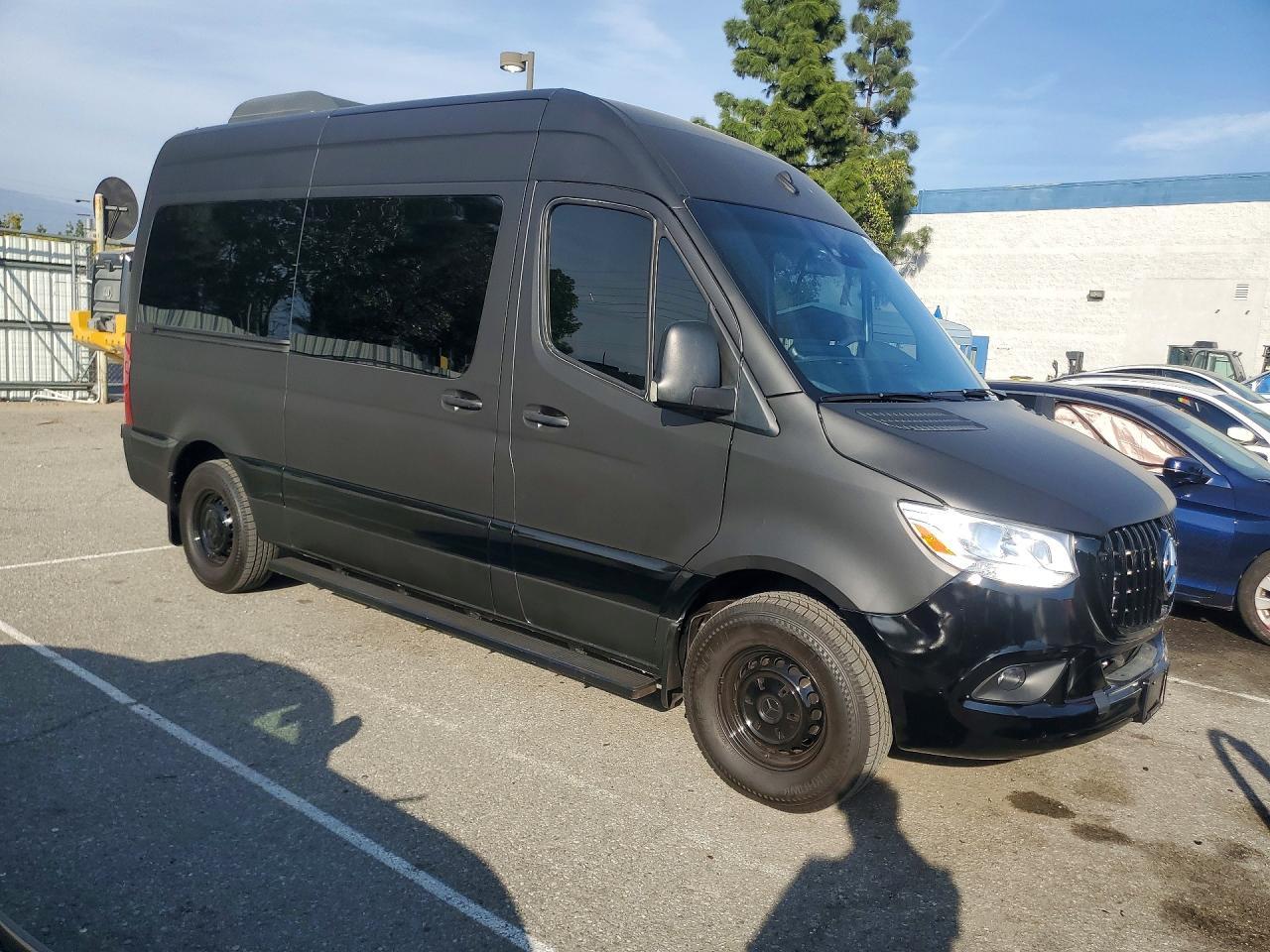 2023 Mercedes-Benz Sprinter 2500 - Image 4