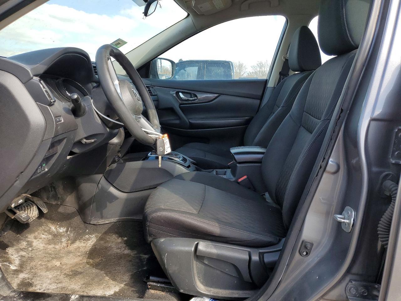 2017 Nissan Rogue S - Image 7