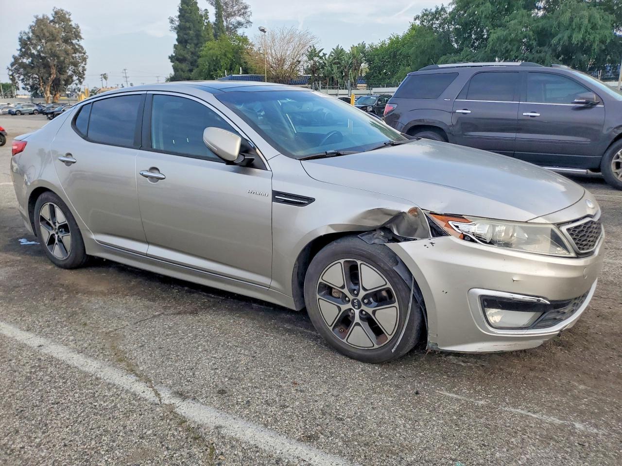 2013 Kia Optima Hybrid Ex - Image 4