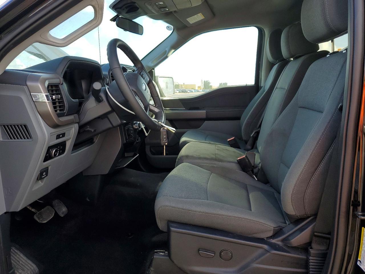 2025 Ford F150 Xlt - Фото 7