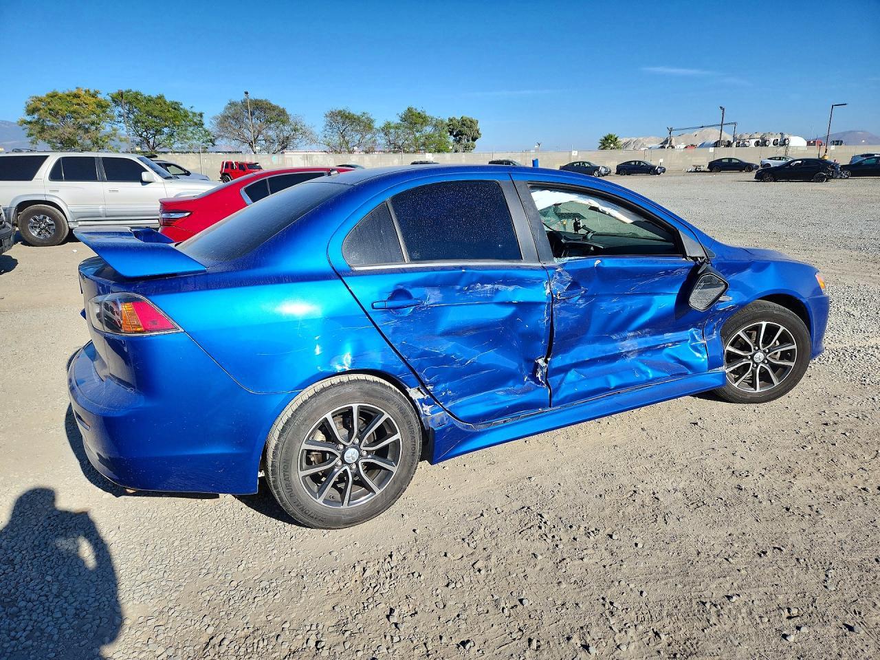 2017 Mitsubishi Lancer Es - Image 3