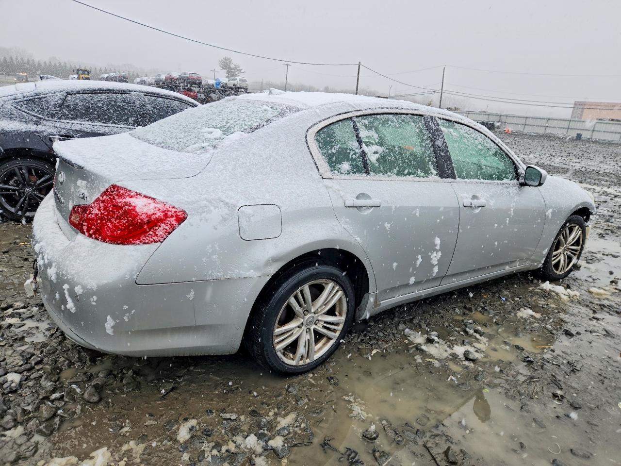 2012 Infiniti G37 Sedan X - Фото 3