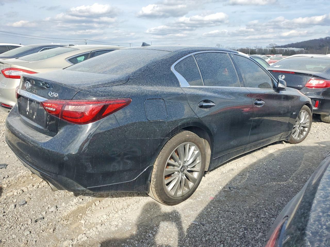 2020 Infiniti Q50 3.0T Luxe - Image 3