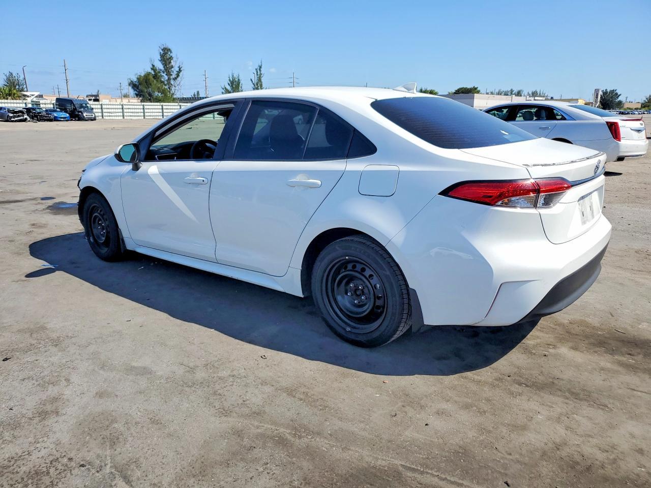 2024 Toyota Corolla Le - Фото 2