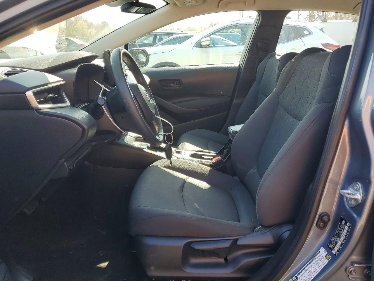 2022 Toyota Corolla Le - Image 7