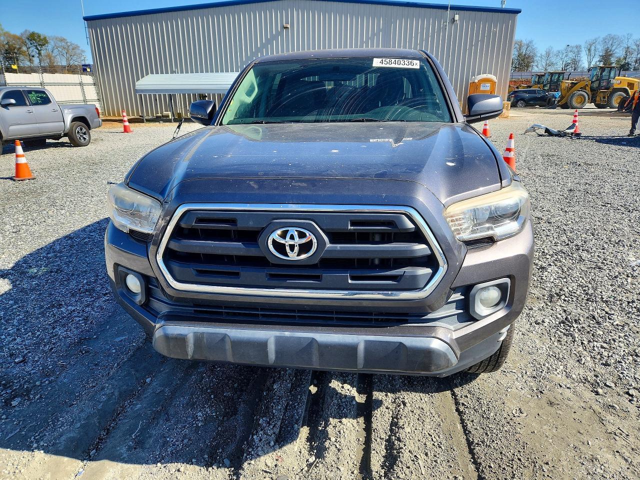 2016 Toyota Tacoma Sr5 - Image 5