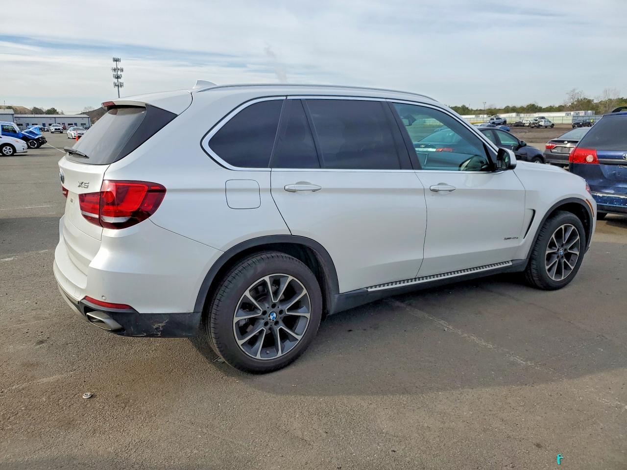 2016 BMW X5 Xdr40E - Фото 3