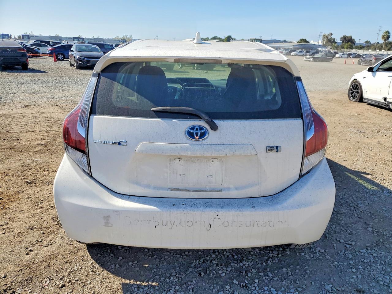 2016 Toyota Prius C Two - Image 6
