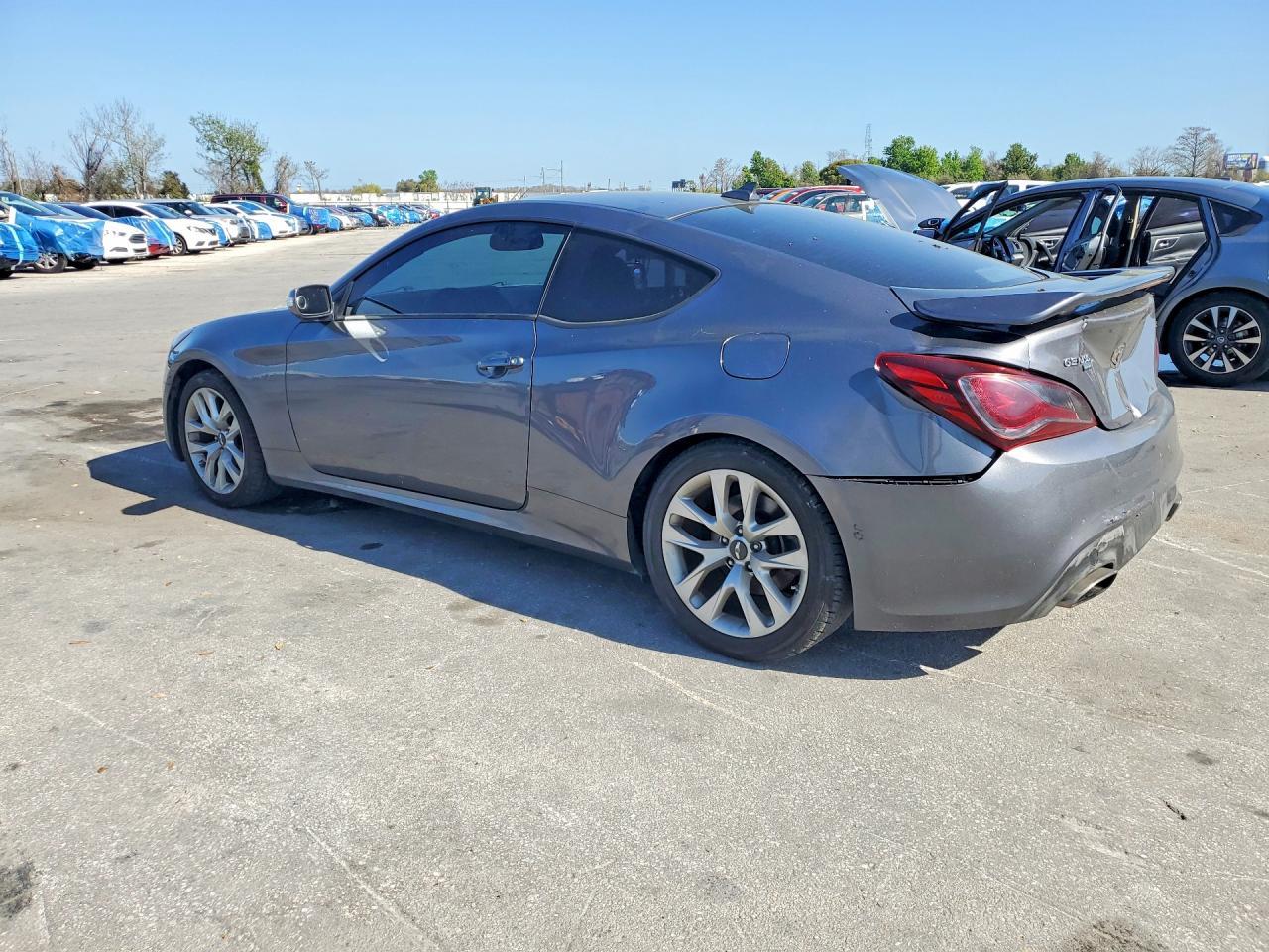 2016 Hyundai Genesis Coupe 3.8L - Фото 2