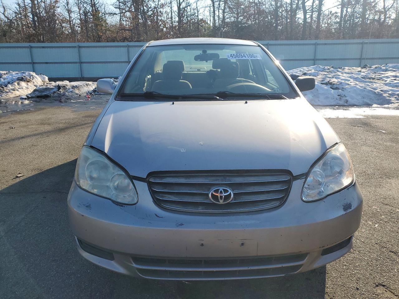 2003 Toyota Corolla Le - Image 5
